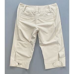Adidas ClimaLite Snap Cuff Lightweight Casual Golf Long Shorts. Women's 4, EUC!!